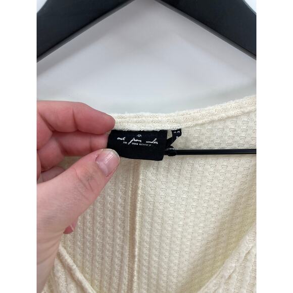 Out From Under Raye Cozy Thermal Tie-Front Top Size Medium - Picture 4 of 10